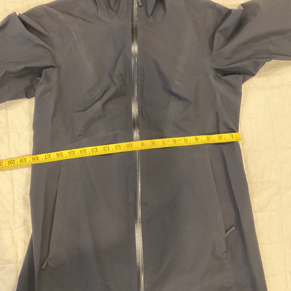 ARC'TERYX Black Women’s GORETEX Imber Hooded Long Coat - Picture 13 of 16
